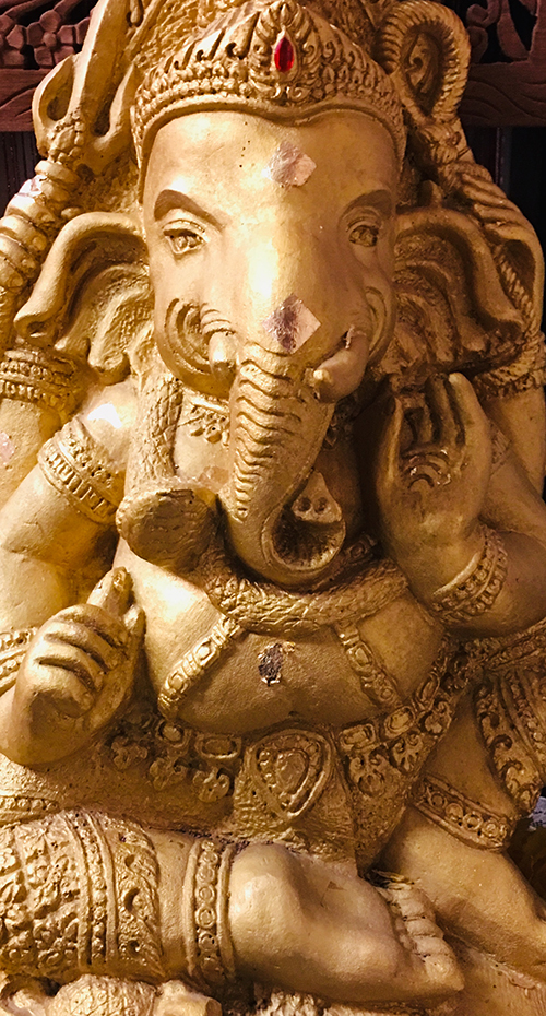 タイ古式マッサージ チャンタイ 店内のタイ風インテリア